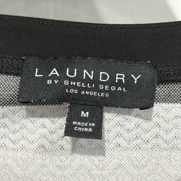 Laundry Shelley Segal striped pearl button pull over sweater black gray - Picture 6 of 8